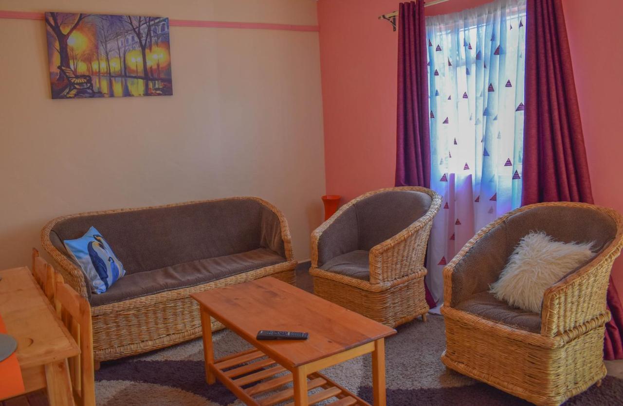 Africana Yard Китале Экстерьер фото